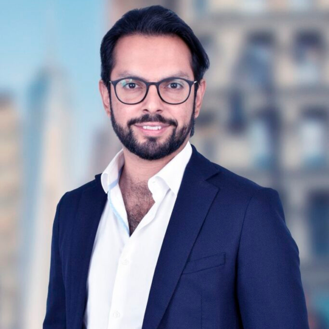 Pablo Hernandez Lagos headshot.png